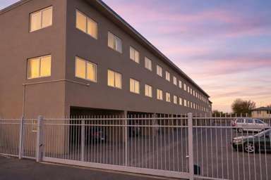 27/30 Mathesons Road_4