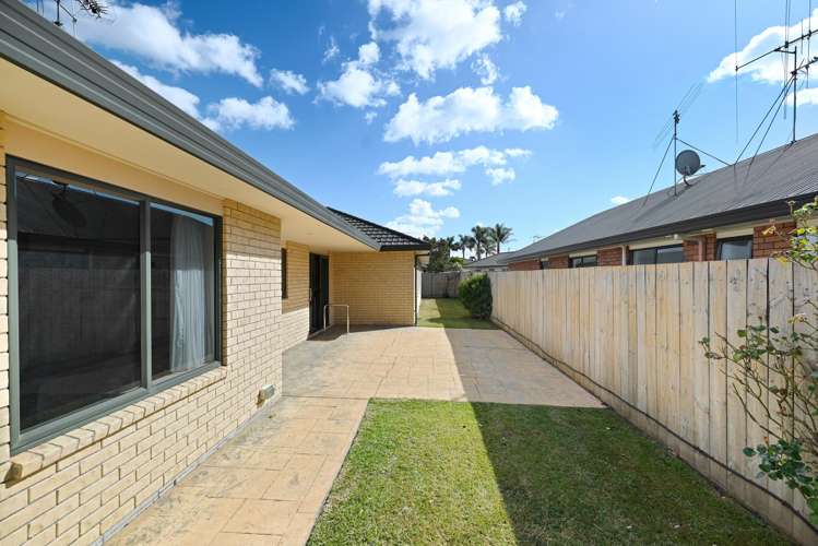 36 Cairns Crescent Rototuna_15