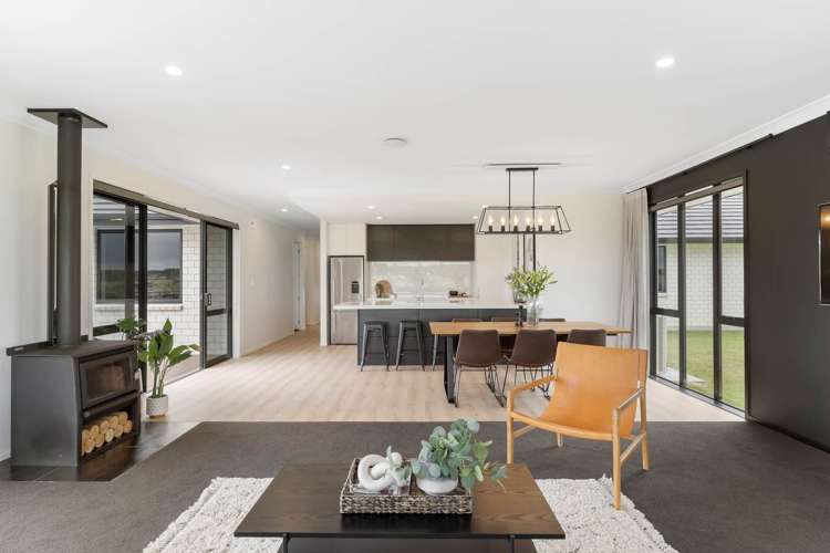 4 Suzanna Lane Paerata_5