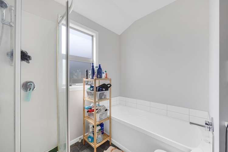 28 Sunstone Crescent Brown Owl_11