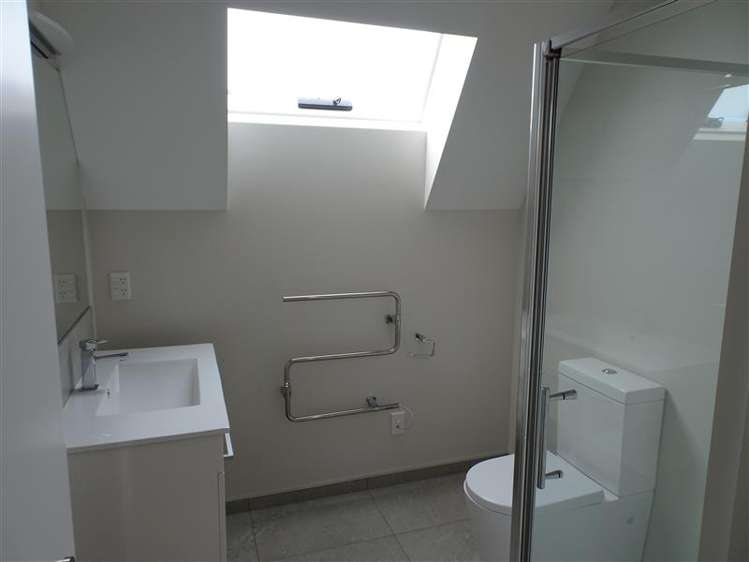 2/186 Worcester Street 1419_8