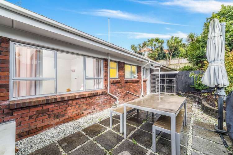 2/63 Landscape Road Mount Eden_7