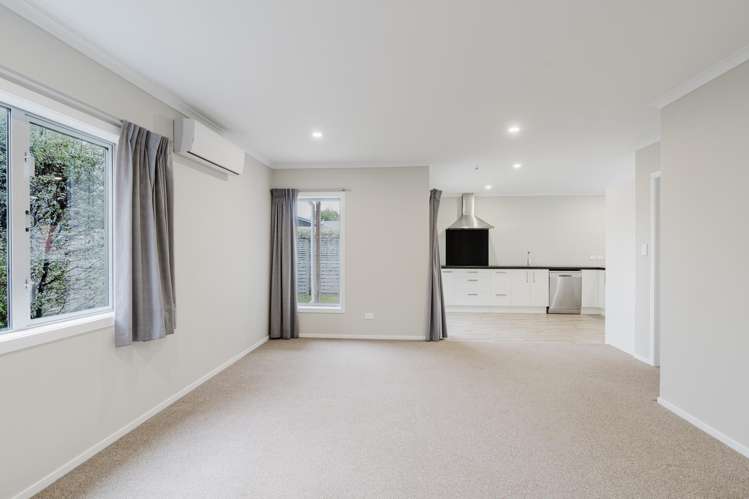 2B Yorkshire Road_5
