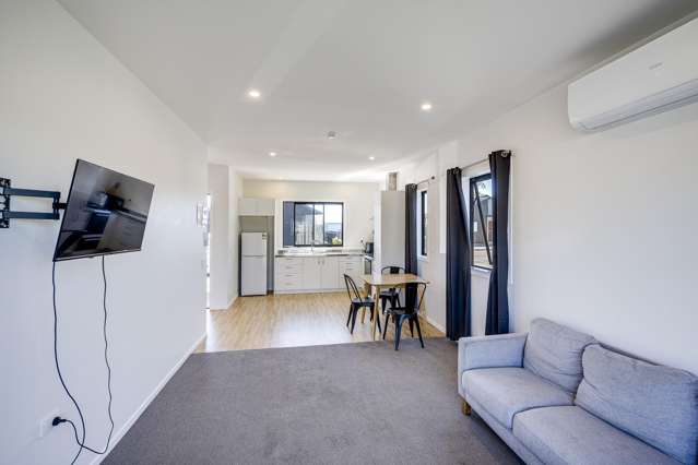 Units 1, 2 and 6/1018 Plunket Street St Leonards_3