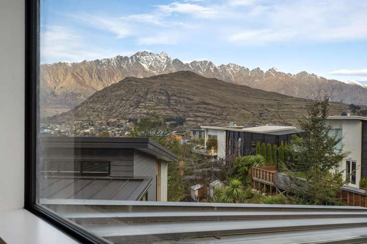 10 Saint Lauras Lane Queenstown_22