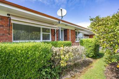 2/17A Selwyn Road_1