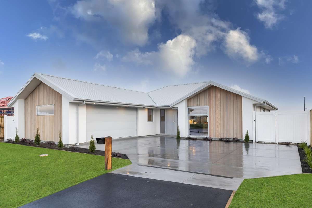 32 Accadia Drive_0