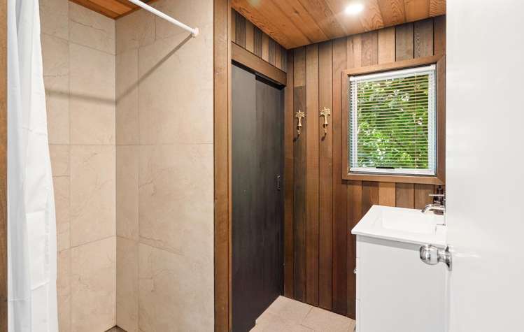 26 Moody Street Gore Bay_17