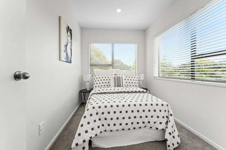 2/1B Eugenia Rise Totara Heights_10