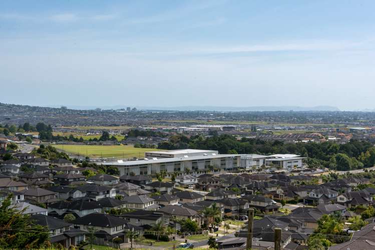 19 Fairhill Place Flat Bush_18