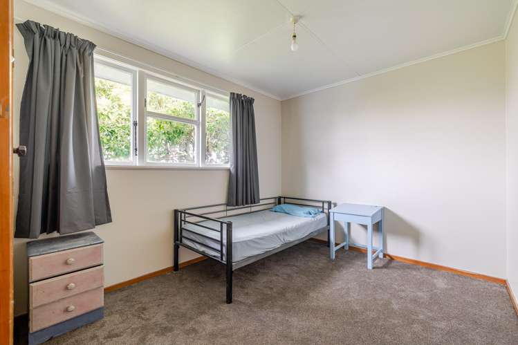 8 & 9 Benbow Place Awapuni_12