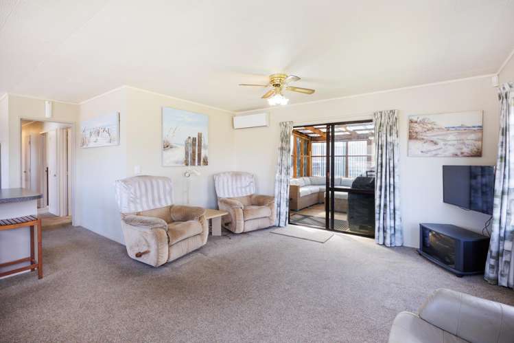 18 Thomas Place Foxton Beach_11