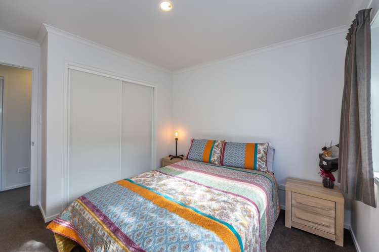 55 Farnborough Way Rolleston_10