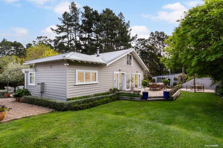 3 Beaver Road East_1