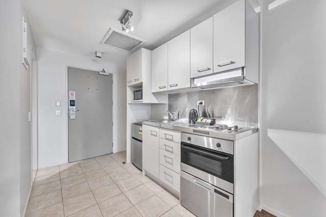 11/188g Hobson Street Auckland Central_3