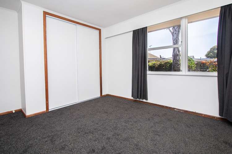 19 Eton Drive 1076_13