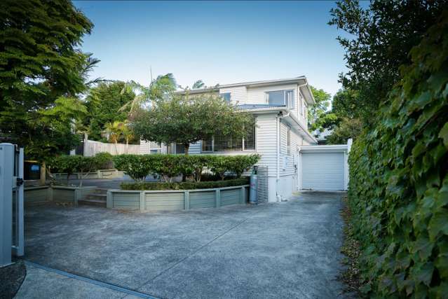 8a Kenmure Avenue Forrest Hill_1