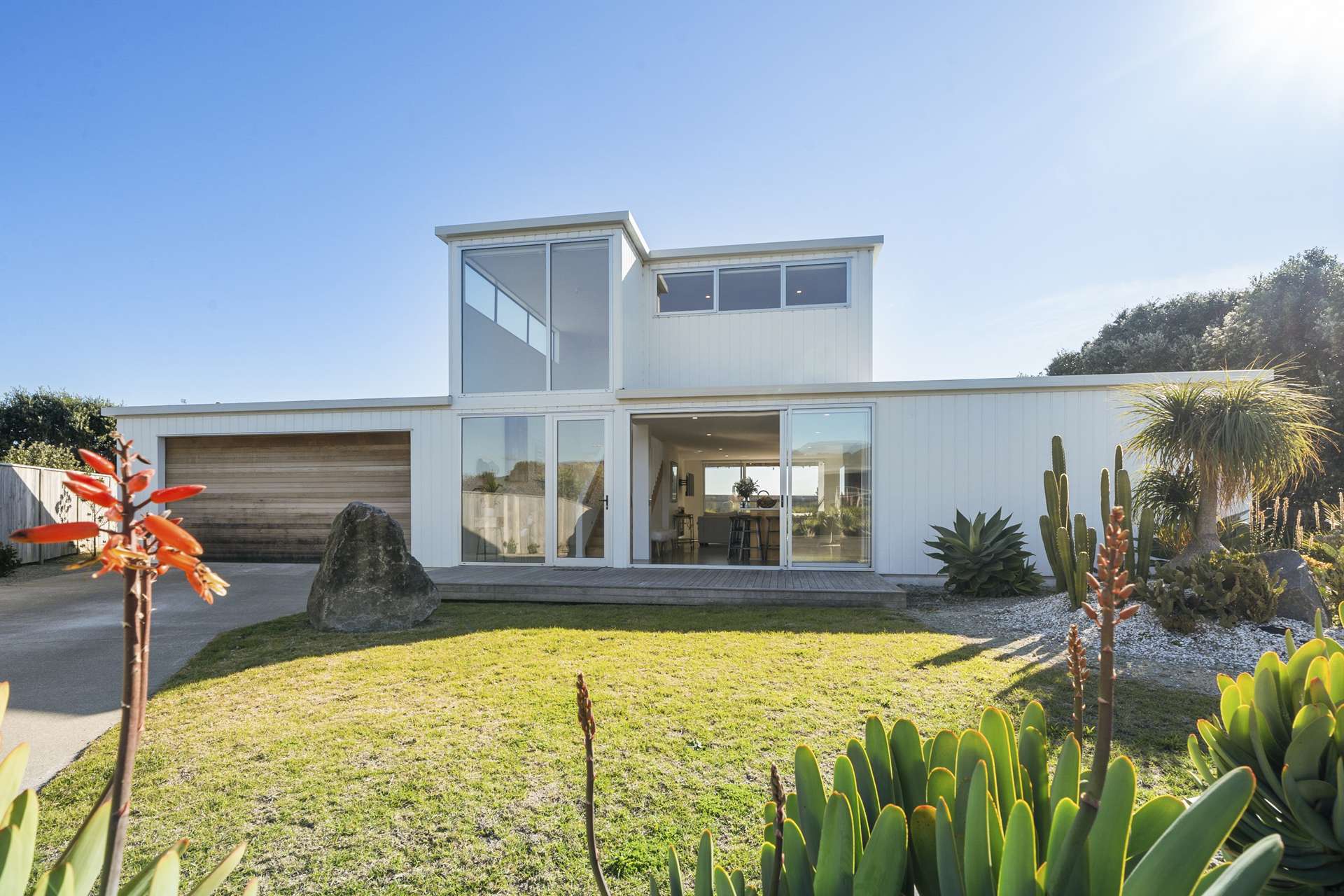 7 Olliver Grove Waikanae Beach_0