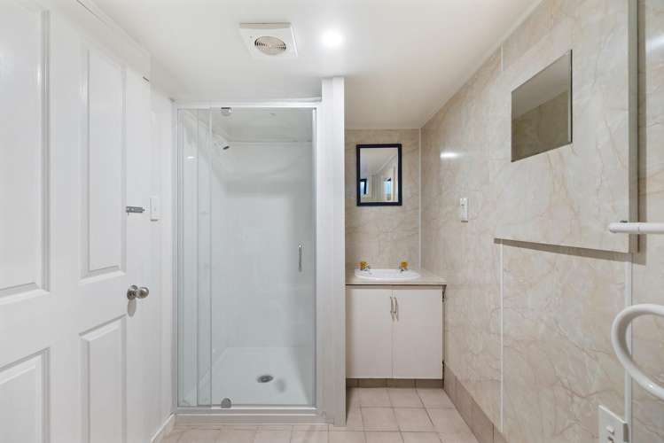 44 Arawata Terrace Sunshine Bay_16