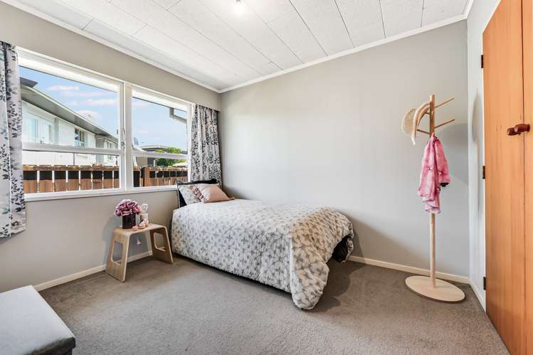 13a Lewis Street Glenview_10