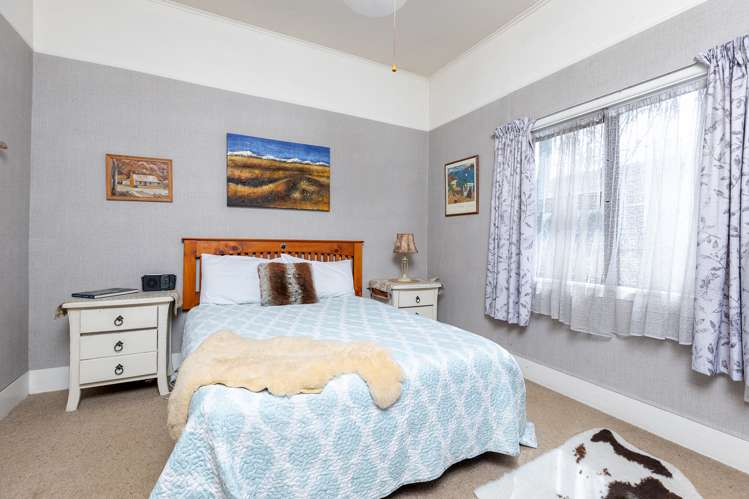 186 High Street South Carterton_9