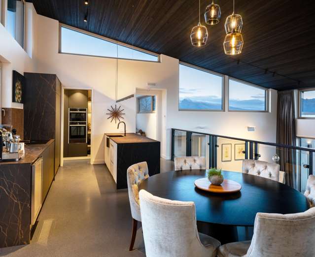 52 Suburb Street Queenstown Hill_3