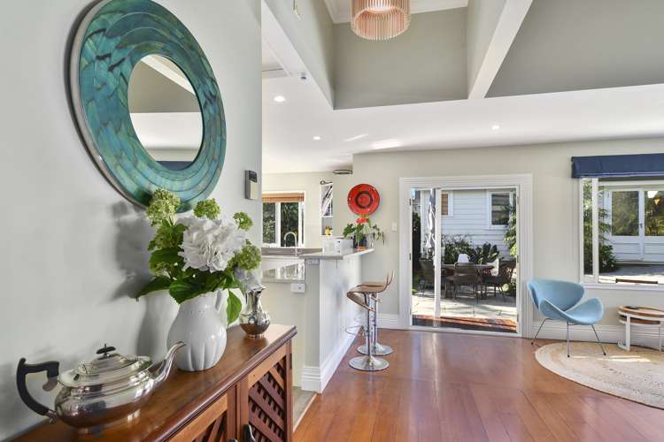 24 Ewen Alison Avenue Devonport_10