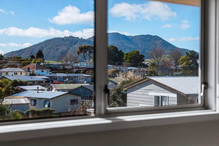 52 Terence Street Tauhara_10