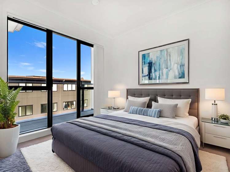 17/11 CARLOS DRIVE Flat Bush_15