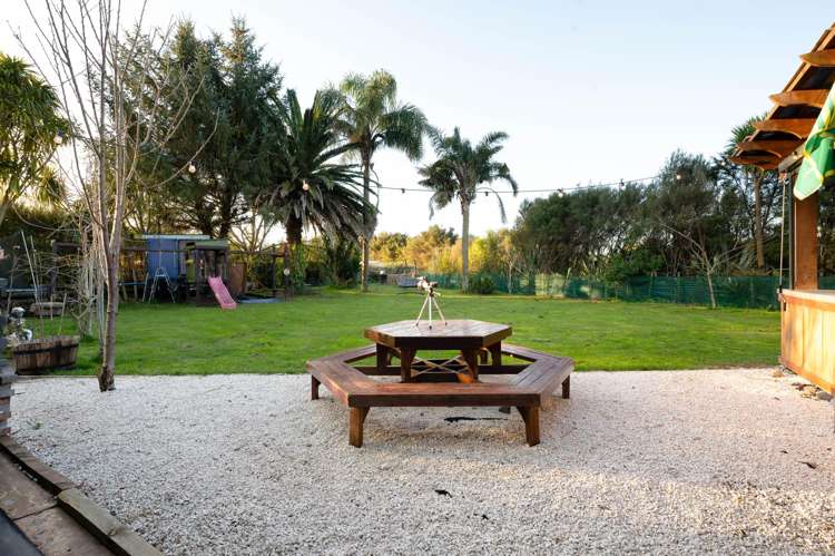 331 Athlone Drive Cambridge_20