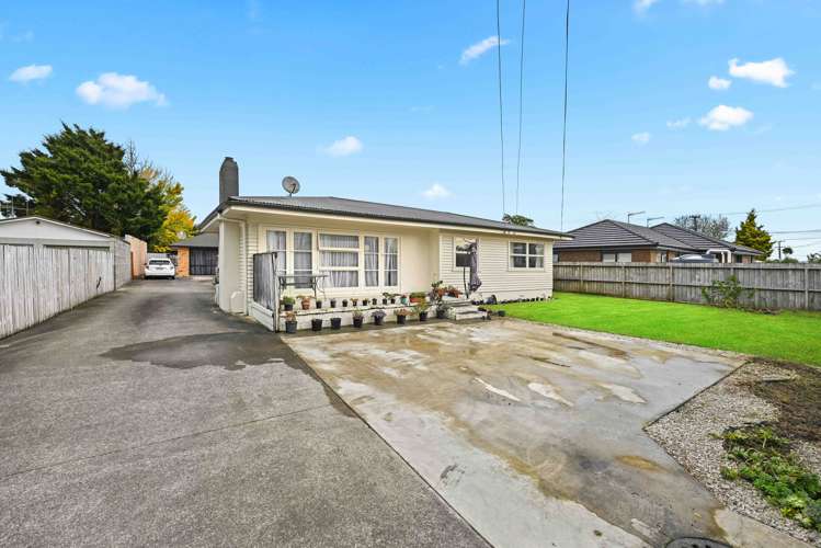 84 Bruce Avenue Glenview_13