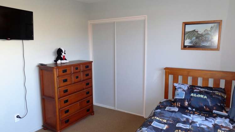 5 John Morel Place Parklands_14