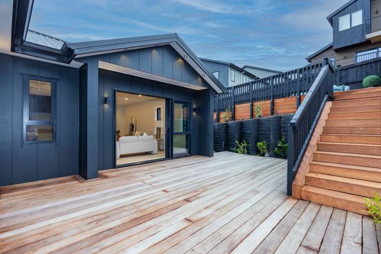 7 Halcyon Bay Lane Wainui_6
