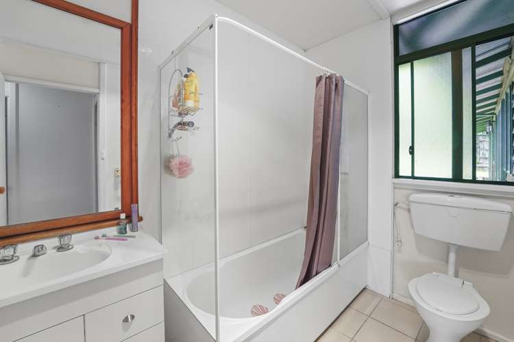 11 Hemans Street Leamington_12