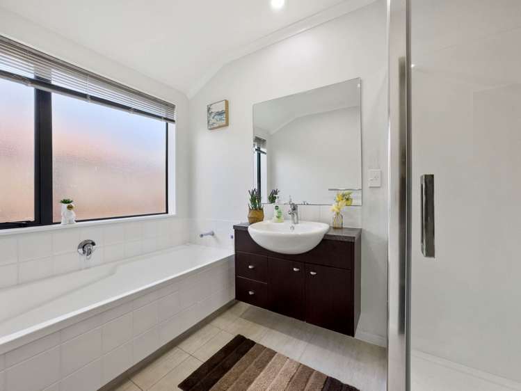 36 Turnberry Drive Wattle Downs_15