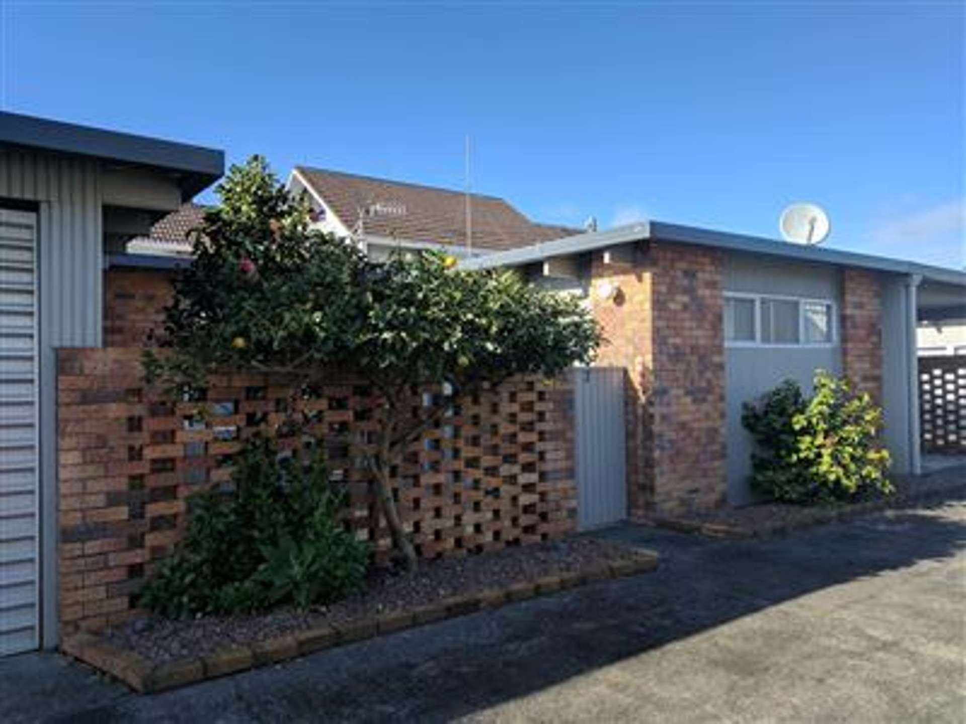 2/50 Kitchener Road Milford_0