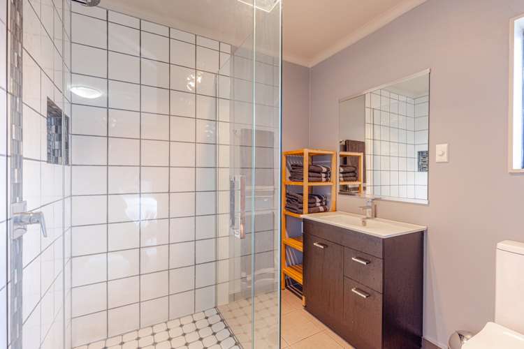 3 Surrey Road Springvale_9