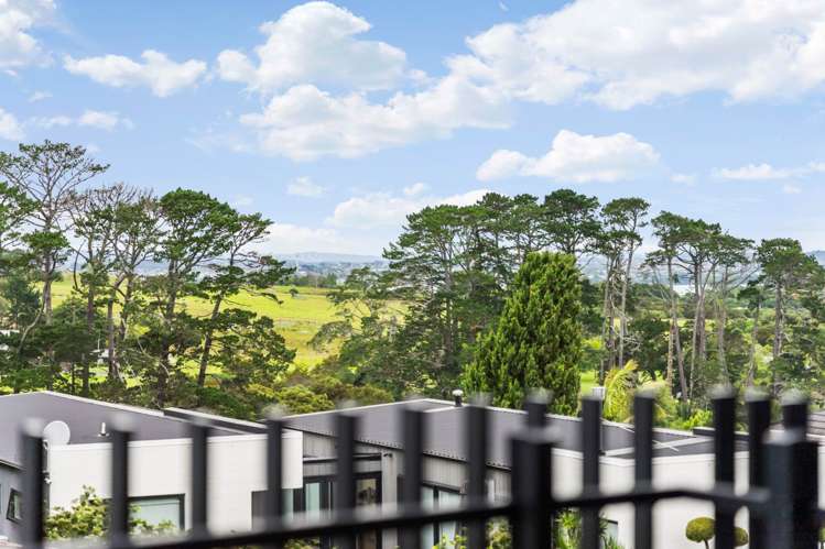 1/805 Riddell Road_5