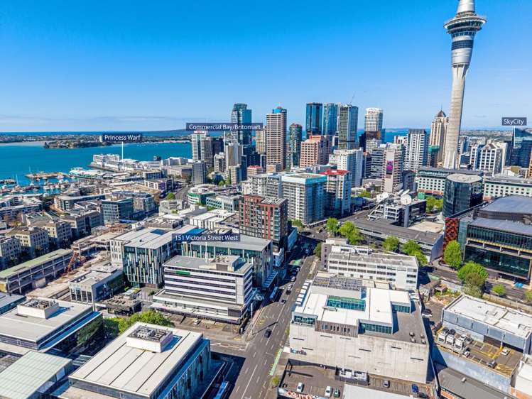 151 Victoria Street West City Centre_19