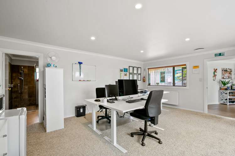 128 Wairau Road Oakura_13