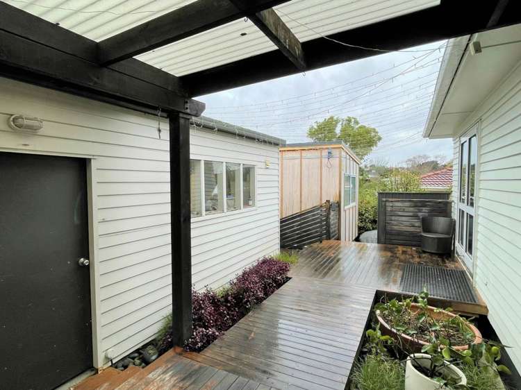 23 Bodi Place Te Atatu South_19