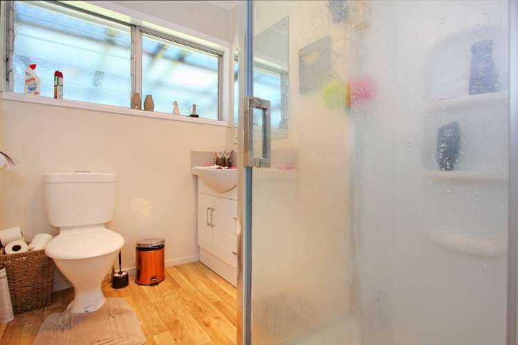 57 Plumley Crescent Mangere_8