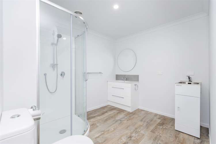 2 Moreland Avenue Pukete_23