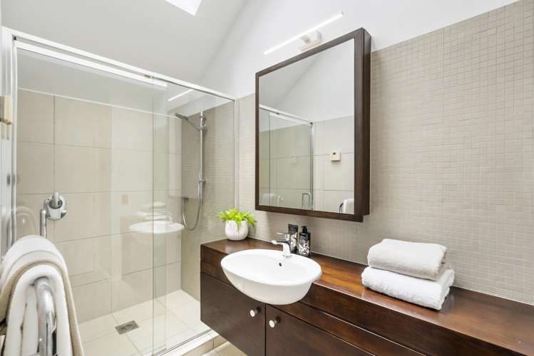 49a Long Drive Saint Heliers_18