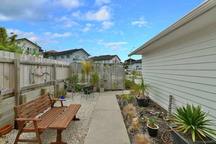 286 Alec Craig Way Gulf Harbour_22