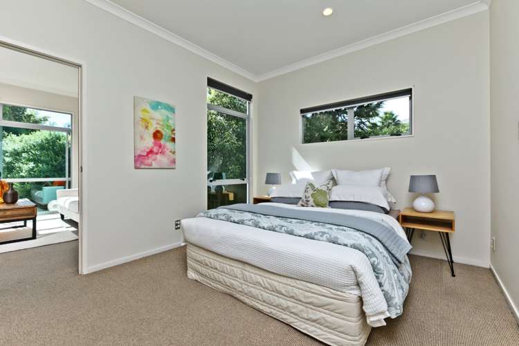 64 Medallion Drive Oteha_24