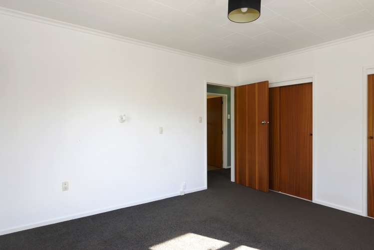 16 Kipling Crescent Stoke_12