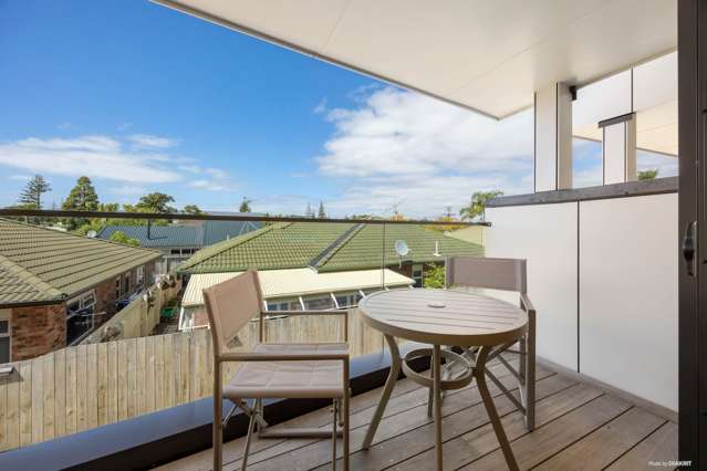 6/35 Centreway Road Orewa_4