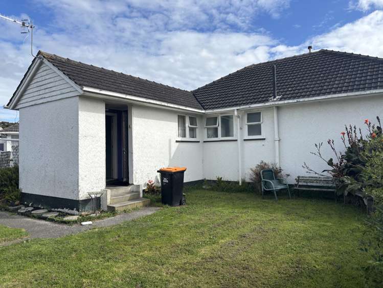 71 Clyde Crescent Roslyn_13