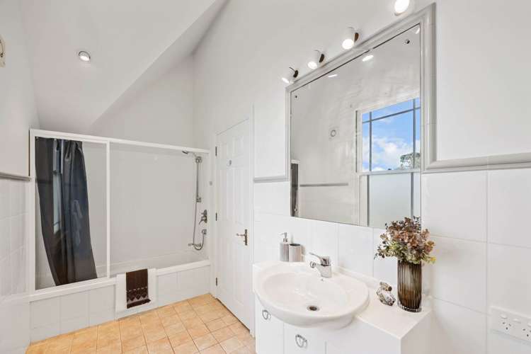 36b Cheltenham Road Devonport_26